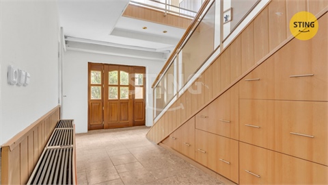 Prodej rodinného domu, 360 m² - 28