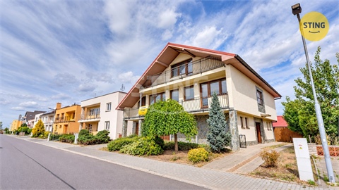 Prodej rodinného domu, 360 m² 0