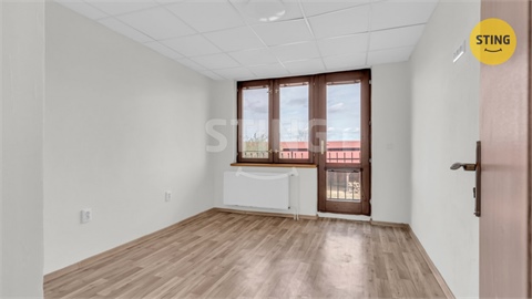Prodej rodinného domu, 360 m² 14