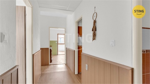 Prodej rodinného domu, 360 m² 8