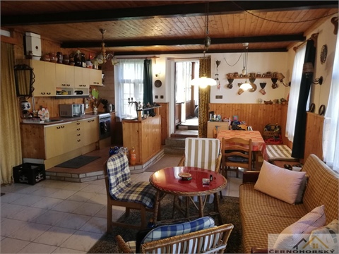 Prodej rodinného domu, 250 m² 12