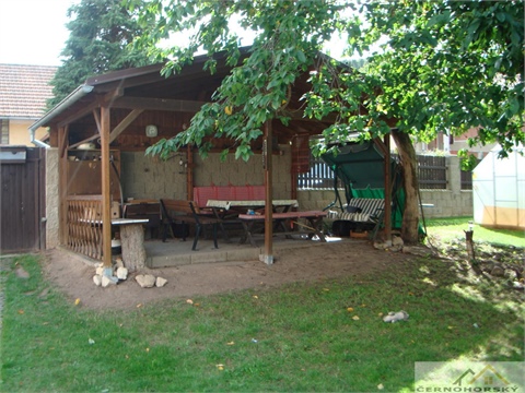 Prodej rodinného domu, 250 m² 8