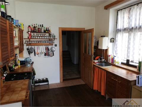 Prodej rodinného domu, 250 m² 14