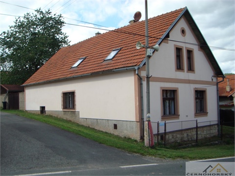 Prodej rodinného domu, 250 m² 0