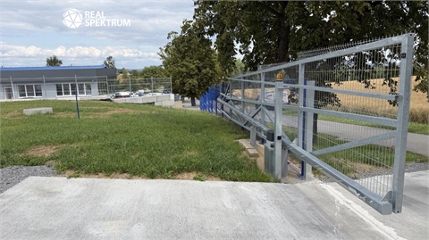 Pronájem pozemku pro komerční výstavbu, 2 595 m² - 0