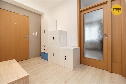 Pronájem bytu 3kk, 97 m² - 16