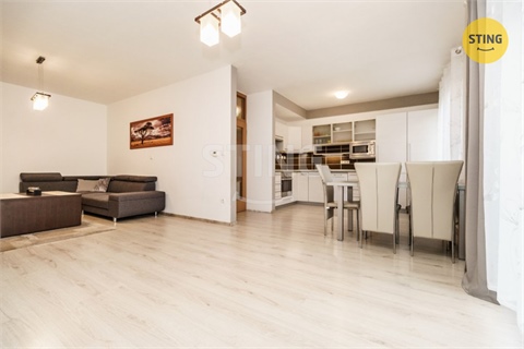 Pronájem bytu 3kk, 97 m² - 2