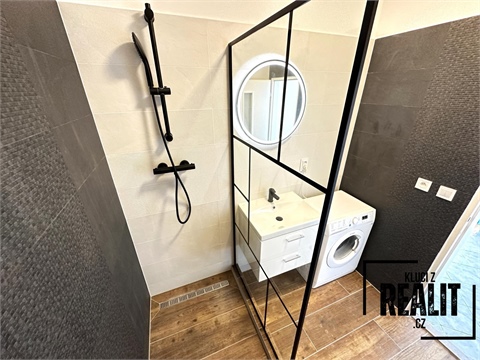 Pronájem bytu 1kk, 50 m² - 2