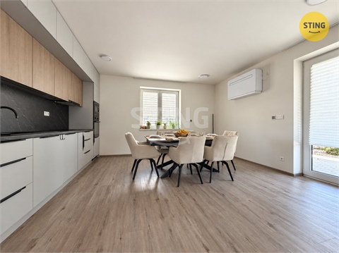 Pronájem bytu 3kk, 78 m² - 16