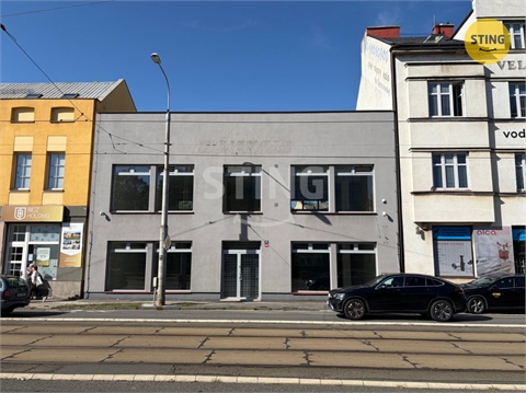 Pronájem obchodních prostor, 350 m² 0