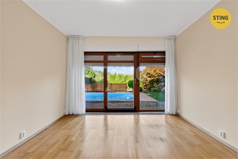 Prodej rodinného domu, 215 m² 10