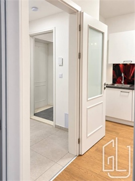 Pronájem bytu 2kk, 42 m² 2