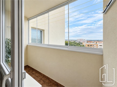 Pronájem bytu 1kk, 44 m² - 4
