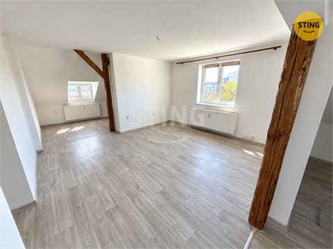 Pronájem bytu 2kk, 71 m² 2