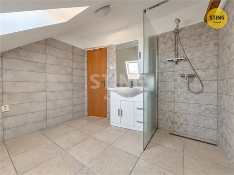 Pronájem bytu 2kk, 71 m² - 0