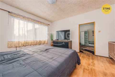Prodej rodinného domu, 220 m² - 8