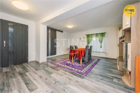 Prodej rodinného domu, 220 m² - 12
