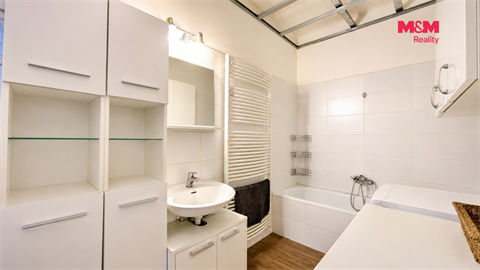 Prodej rodinného domu, 92 m² - 12