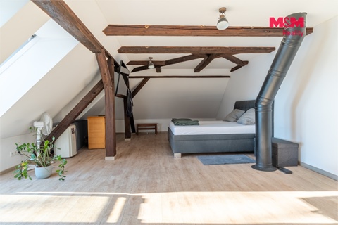 Prodej rodinného domu, 292 m² - 12