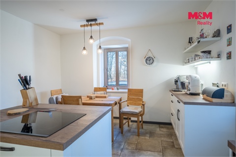 Prodej rodinného domu, 292 m² - 8