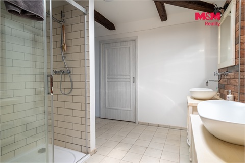 Prodej rodinného domu, 292 m² 20