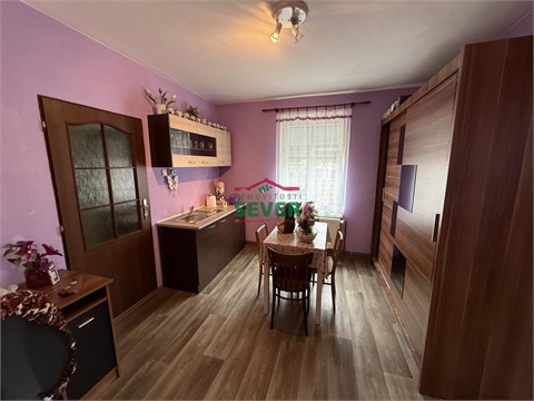Prodej rodinného domu, 200 m² - 6