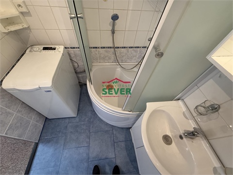 Prodej bytu 2+1, 65 m² 10