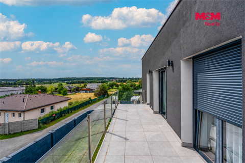 Prodej rodinného domu, 400 m² - 8