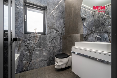 Prodej rodinného domu, 400 m² - 6