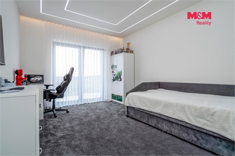 Prodej rodinného domu, 400 m² - 4