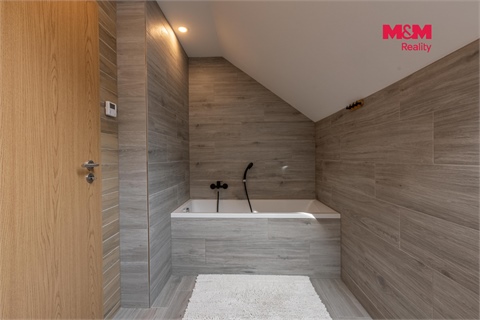 Prodej bytu 3kk, 78 m² 8