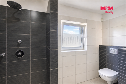 Prodej rodinného domu, 263 m² - 16