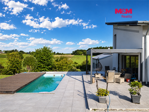 Prodej rodinného domu, 263 m² - 2