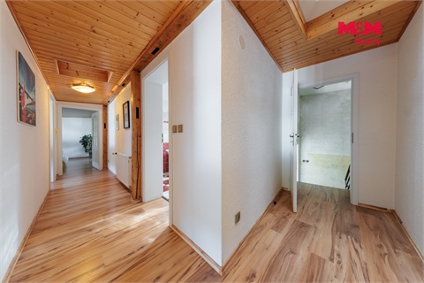 Prodej rodinného domu, 300 m² 20