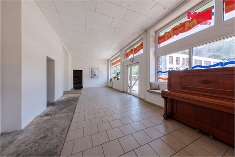 Prodej rodinného domu, 300 m² 14
