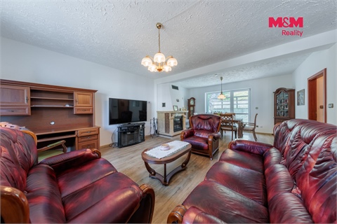 Prodej rodinného domu, 300 m² - 10