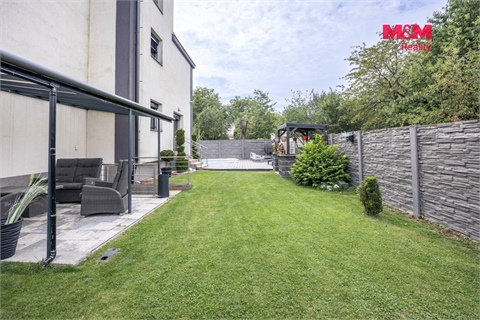 Prodej rodinného domu, 280 m² - 10