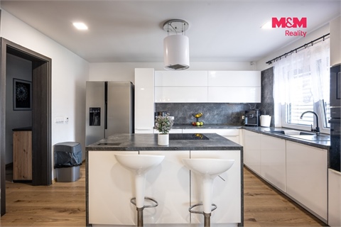 Prodej rodinného domu, 280 m² 26