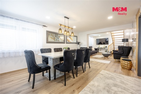 Prodej rodinného domu, 280 m² 20