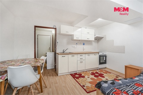 Prodej bytu 4kk, 82 m² - 2