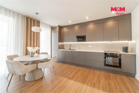 Prodej bytu 4kk, 96 m² 8