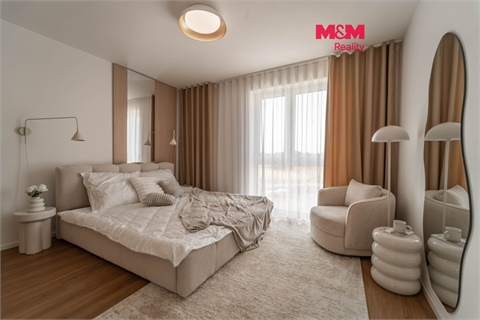 Prodej bytu 4kk, 96 m² 0