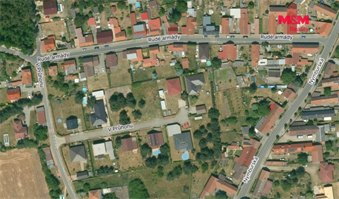Prodej stavebního pozemku, 996 m² 10