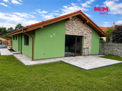Prodej rodinného domu, 94 m² 2