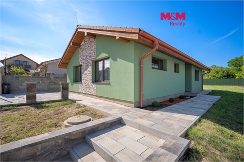 Prodej rodinného domu, 94 m² 0