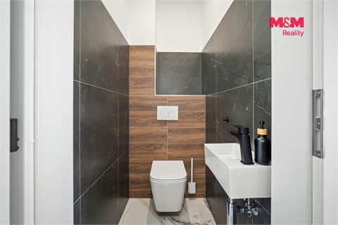 Prodej rodinného domu, 94 m² - 16