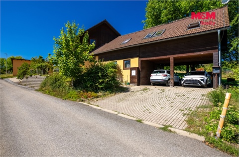 Prodej rodinného domu, 250 m² - 28