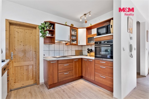 Prodej rodinného domu, 250 m² - 6