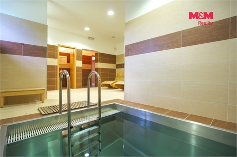 Prodej rodinného domu, 400 m² 12