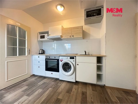Pronájem bytu 1kk, 16 m² - 0